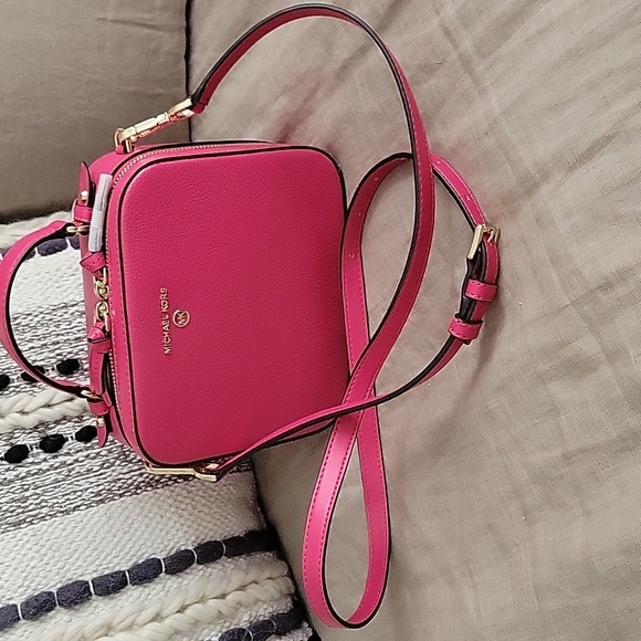 Michael Kors Jet Set Charm Handle/Crossbody Purse, Rubin Red NWT - Picture 9 of 16